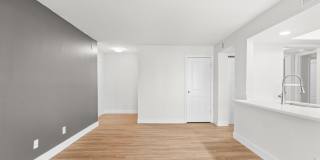 Crooked Creek Gallery 21