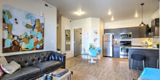 Avanti at Farmington Station Gallery 4