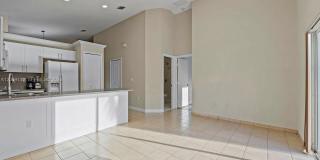 704 SE 14th Pl Gallery 8