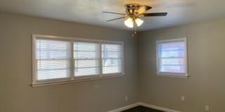 3807 26th Street Gallery 20