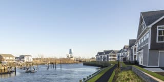 Avalon Harbor Isle Gallery 43