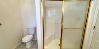 Cute 3 Bedroom Home in Center of Kingman! Gallery 27