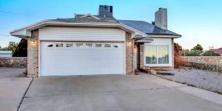 10955 YOGI BERRA Circle Gallery 1