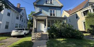 117 Maple Street Gallery 17