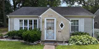 Cozy 2-Bedroom Home In a Peaceful Neighborhood! Gallery 1
