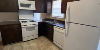 Spacious 3Bed/2Ba Brick Home Near Tyndall AFB! *1/2 Off Security Deposit for Active-Duty Miliary!* Gallery 5