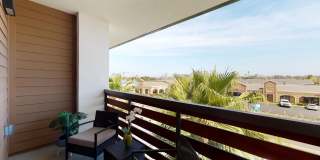 Del Oro on Broadway Gallery 13