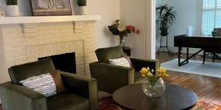 2615 Sharon Road Gallery 1