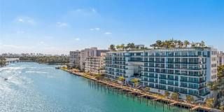 9221 E Bay Harbor Dr Gallery 1