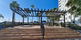825 Brickell Bay Dr Gallery 14