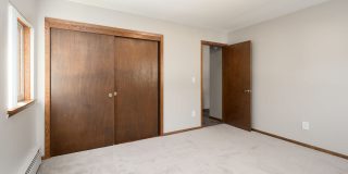 The Oaks of West Saint Paul Gallery 11