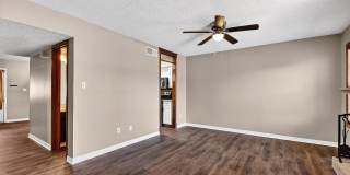 Harts Landing - Right next to the pool! One month half off rent! Gallery 10