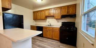 Stunning 2 BR Townhouse with Attached Garage! Central A/C & MORE!! CALL TODAY TO SCHEDULE A TOUR! Gallery 1