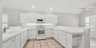 Lovely contemporary home in popular South Jax Beach! Gallery 7