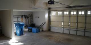 25575 AMERICA Square Gallery 40