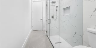 142 SW 33rd Place Gallery 20