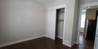 Midtown Renovated Duplex - Hardwood Floors, Exposed Brick Gallery 9