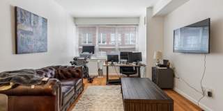 1425 LOCUST STREET Gallery 2