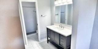 1365 SE Bayharbor Street Gallery 5