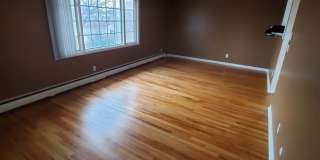 Charming 2 Bedroom, 1 bath- Lyncourt Gallery 5