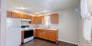 1326 S Elizabeth Street Gallery 17