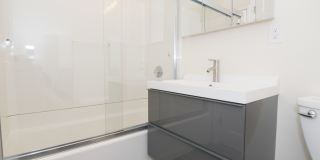 Nicely renovated 3 bed unit in Brookline Gallery 6