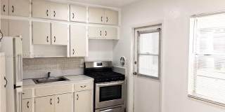 7860 Harding Ave Gallery 12