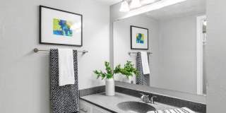Rancho Verde Apartments Gallery 15