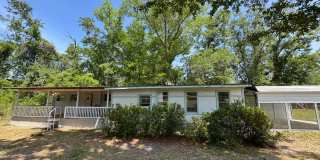 2BR/1BA Mobile Home on ½ Acre – Pet-Friendly – Lake City, FL Gallery 1