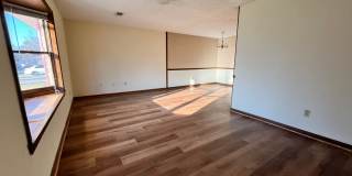 135 Williamson Street Gallery 1