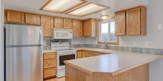 3BD Home on an Oversized Lot with a Standalone SHOP!! Gallery 8