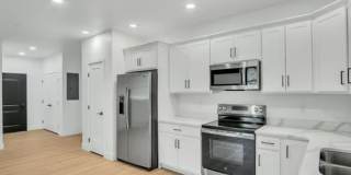 1309 N Bridge Street Gallery 70