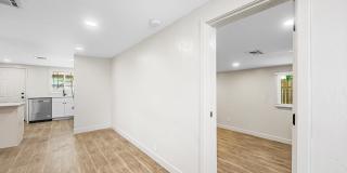 750 West 1st Street Gallery 11
