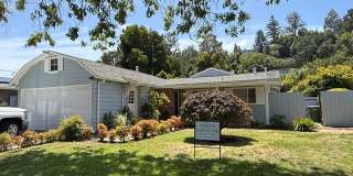 BEAUTIFULLY UPDATED SINGLE LEVEL 3BR/2BA HOME IN PRIME MILL VALLEY LOCATION Gallery 1