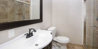 Gorgeous 3 Bedroom | 2 Bath Gallery 16