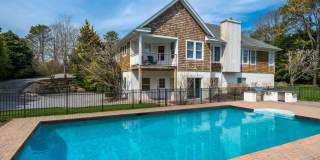 10 PECONIC VIEW CT Gallery 1