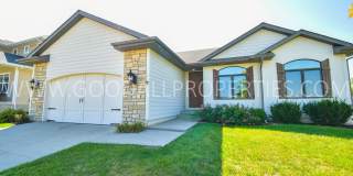 Beautiful 4 Bedroom in Waukee Gallery 1