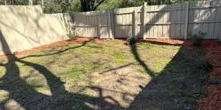 3421 N Carnation Court Gallery 32
