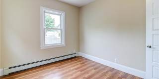 614 River Avenue Gallery 25