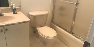 8936 W Flagler St Gallery 9