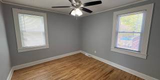 Charming 2/2 With Fenced In Backyard Move In Ready Now! Gallery 9