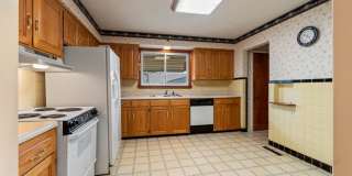 House Close To Campus! Gallery 22