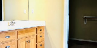 Large 3 bedroom Home, North Park Area Gallery 15