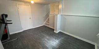 Beautifully remodeled 3 bedroom, 2.5 bath, 2 car garage Gallery 19