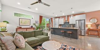 1307 Delano Street Unit 1 Gallery 2