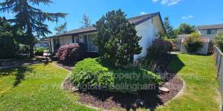 2400 Carpenter Street Gallery 3