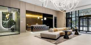 Saint Grand Gallery 37