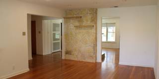 2-BEDROOM IN TERRELL HILLS Gallery 5