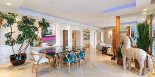 209 N Birch Road Gallery 22