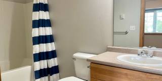 Desirable Downtown Poulsbo Place condo Gallery 17